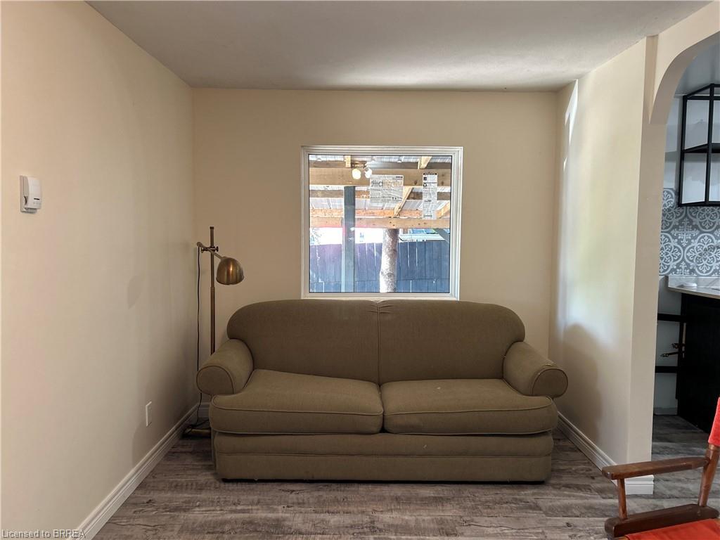 3852 Roxborough Avenue Property Photo 10