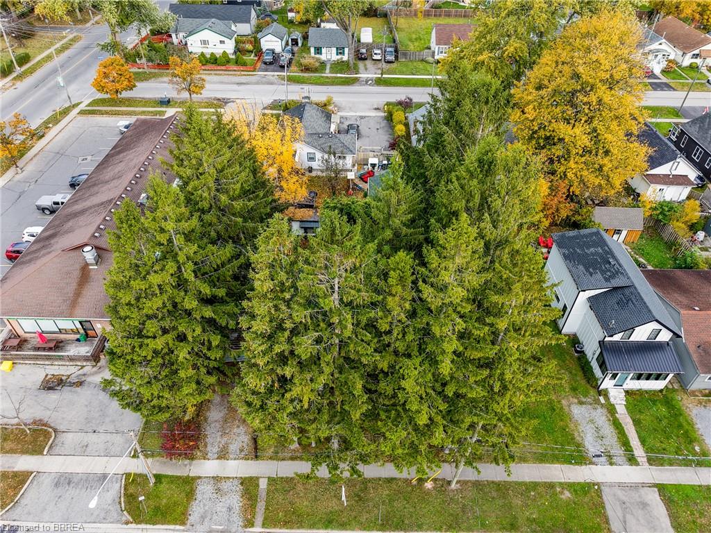 3852 Roxborough Avenue Property Photo 32