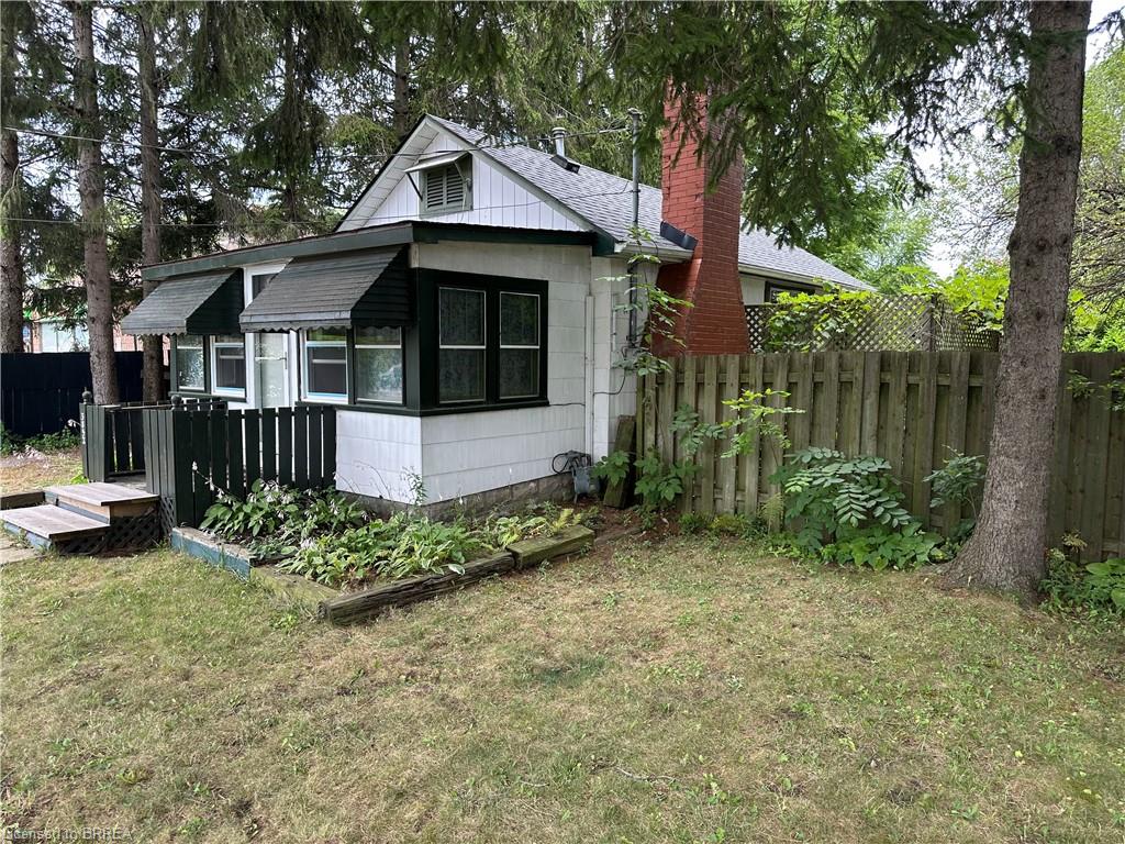 3852 Roxborough Avenue Property Photo 36