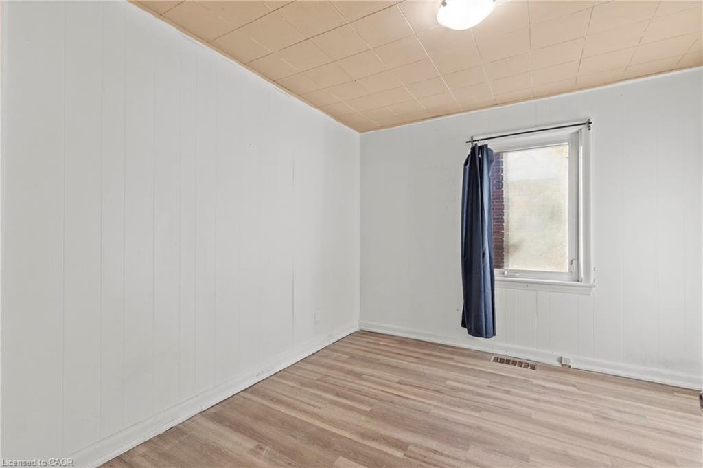 50 West 4th Street Property Photo 10