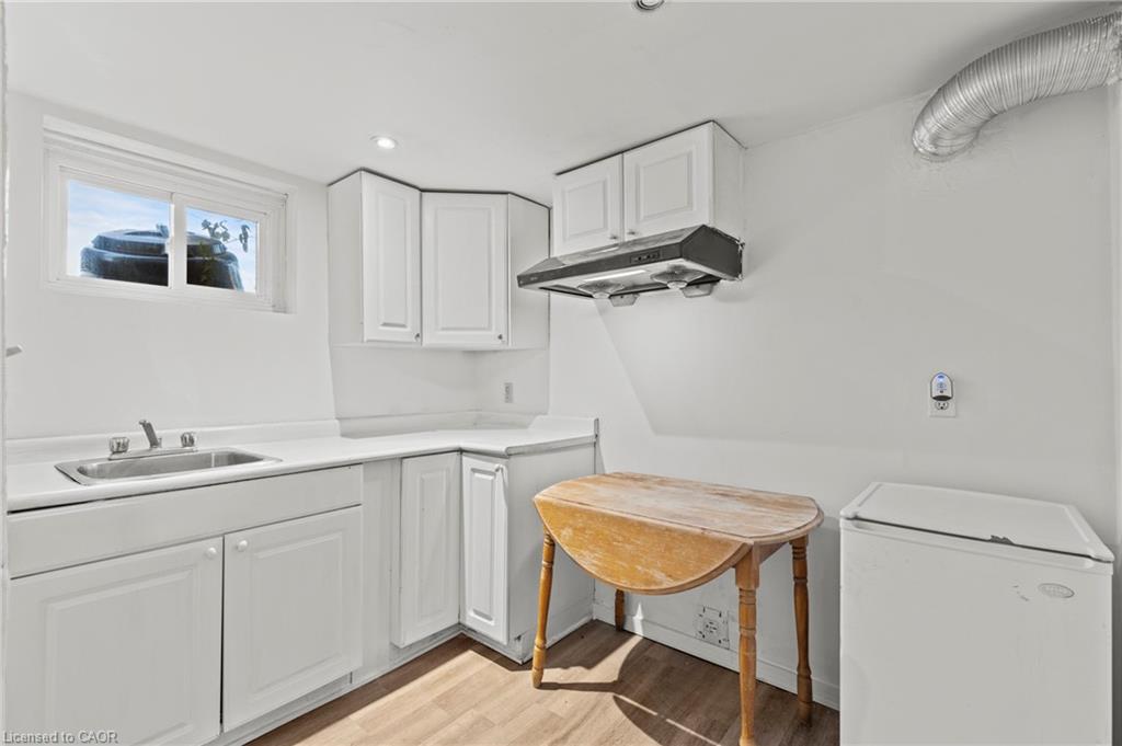 50 West 4th Street Property Photo 17