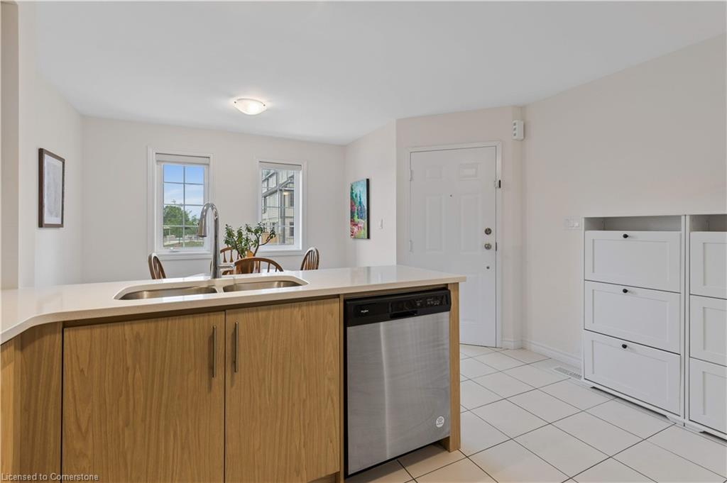 19a-85 Mullin Drive Property Photo 8