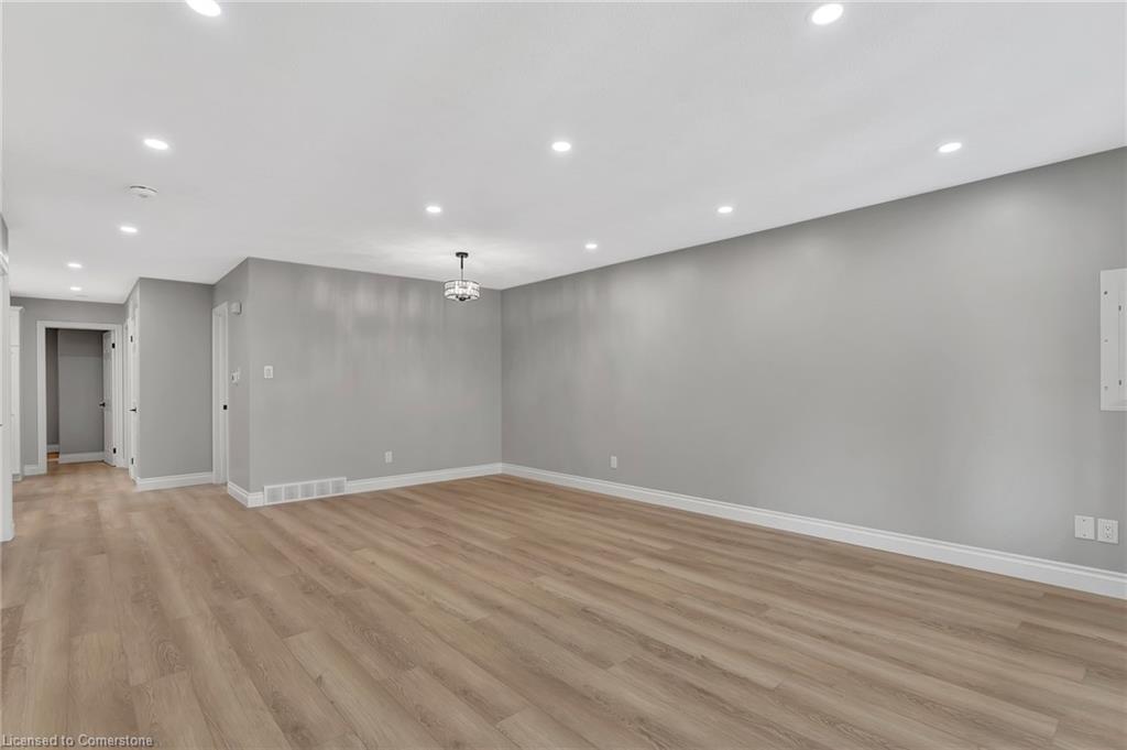 126 Highland Road W Property Photo 6