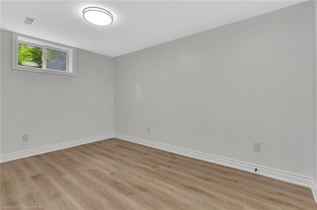 126 Highland Road W Property Photo 22