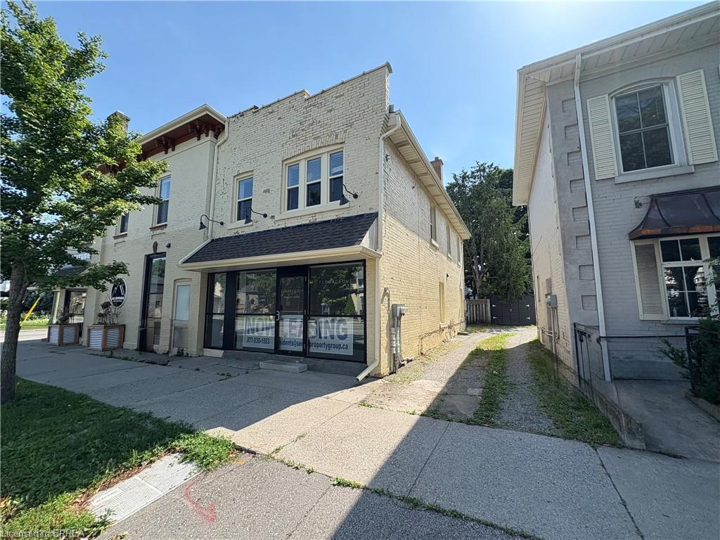 2-178 Brant Avenue Property Photo 4