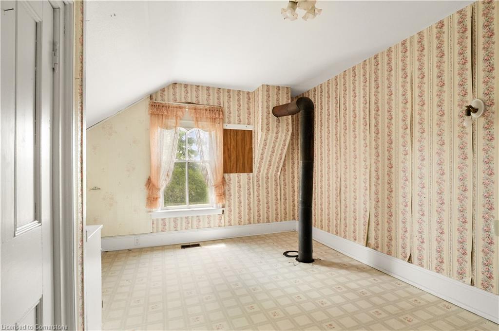404302 Concession 20 Property Photo 36