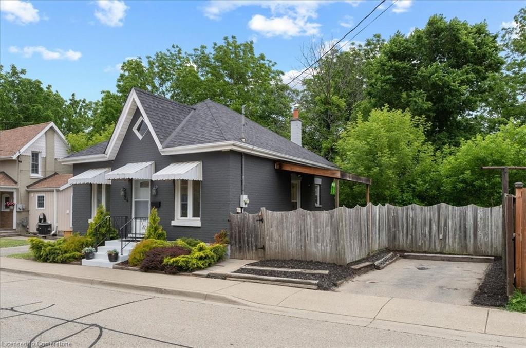 24 Rose Avenue Property Photo 2