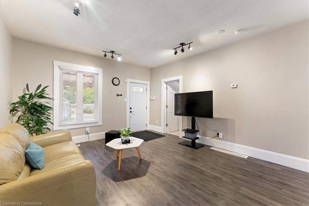 24 Rose Avenue Property Photo 6