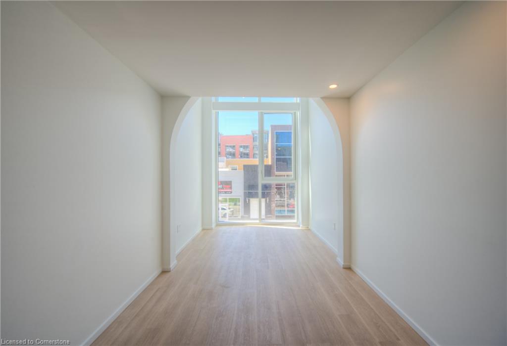 26 King Street E Property Photo 9