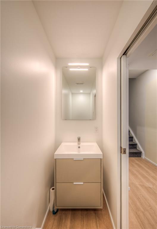 26 King Street E Property Photo 30