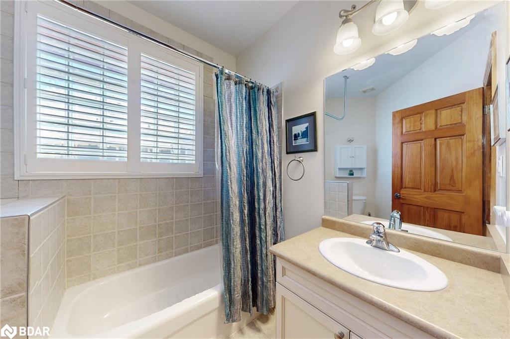 2-228 Blue Ski George Crescent Property Photo 31