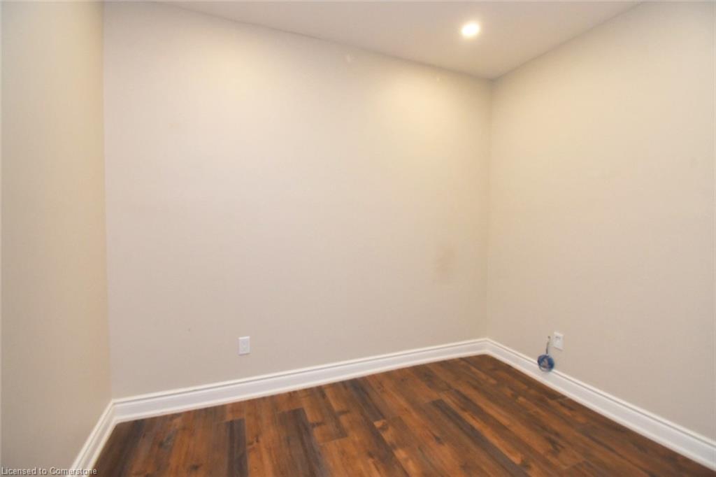 242 James Street S Property Photo 14