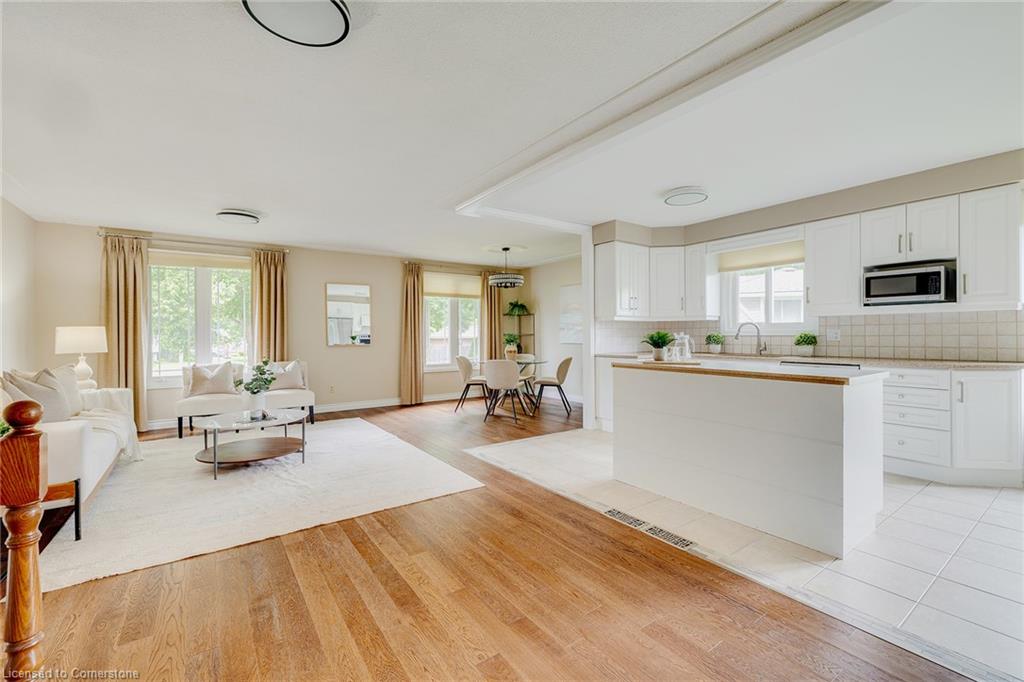 15 Laguna Crescent Property Photo 2