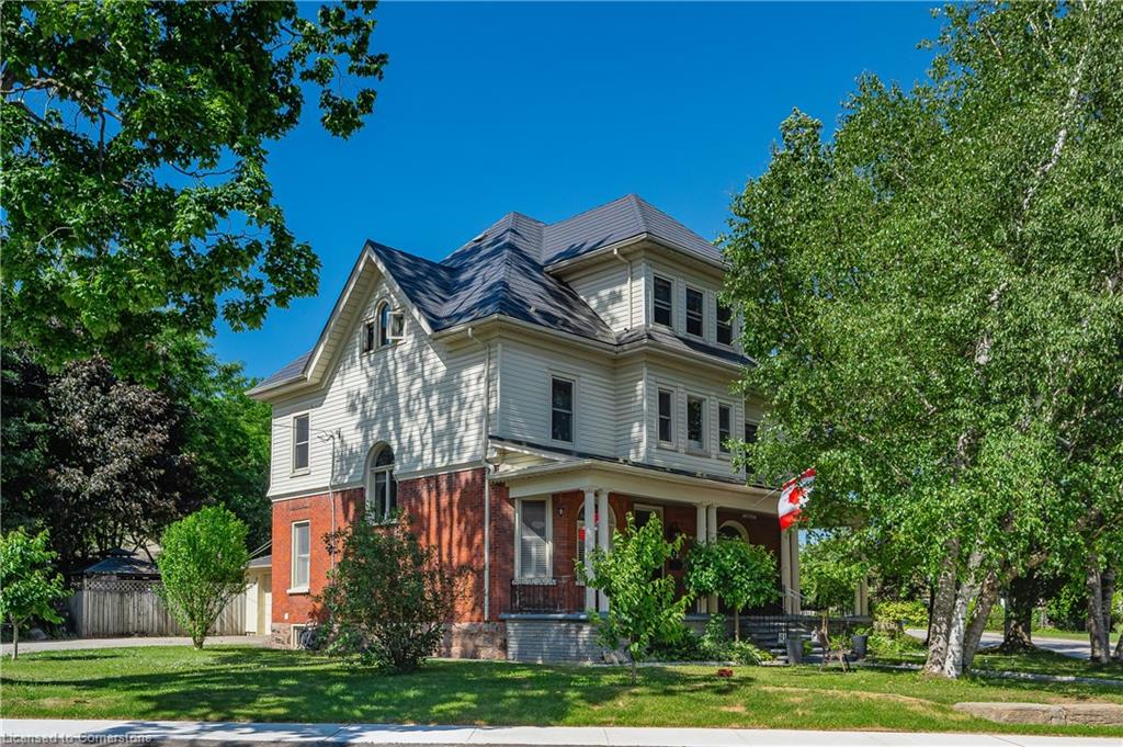 415 Wallace Avenue N Property Photo 4