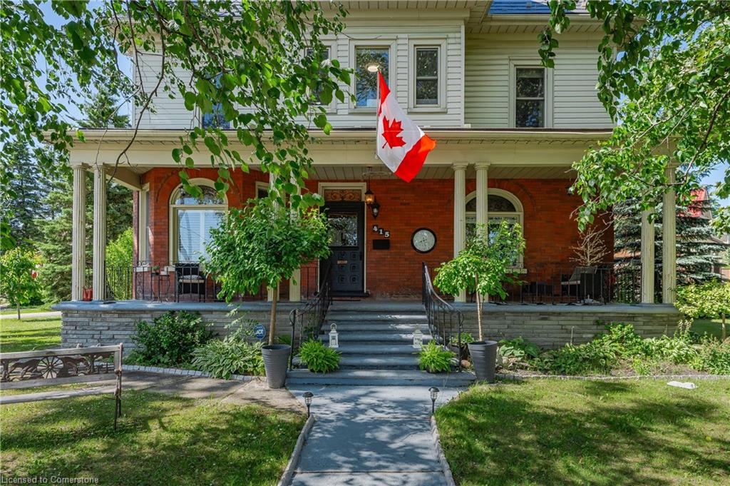 415 Wallace Avenue N Property Photo 6