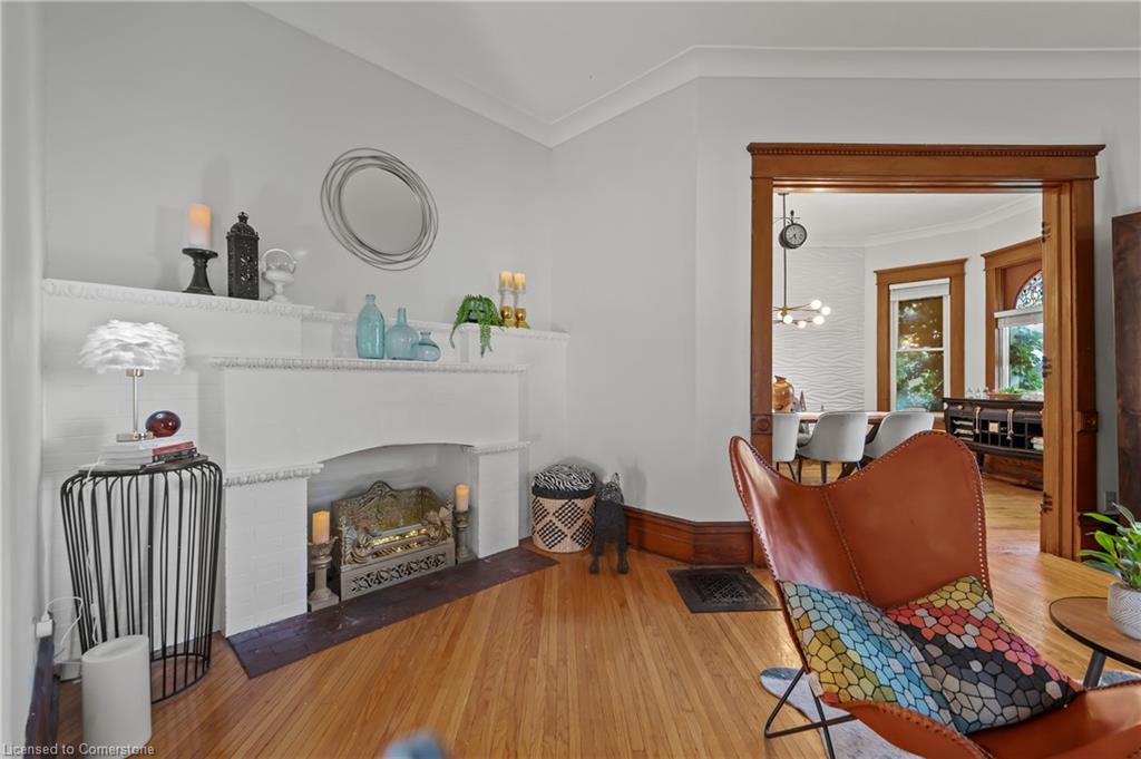 415 Wallace Avenue N Property Photo 14