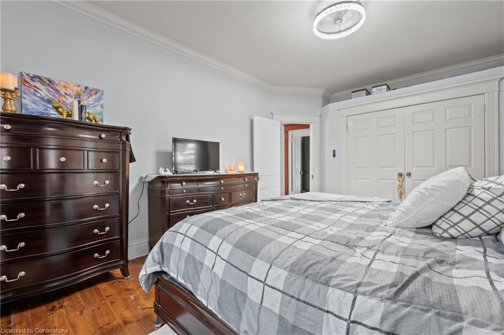 415 Wallace Avenue N Property Photo 34