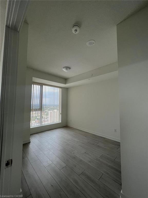 2309-55 Duke Street West Street Property Photo 8