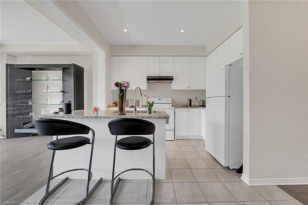 57 Queen Mary Boulevard Property Photo 6