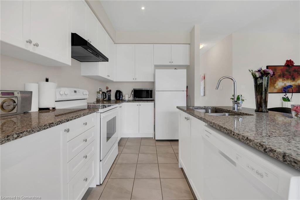57 Queen Mary Boulevard Property Photo 9