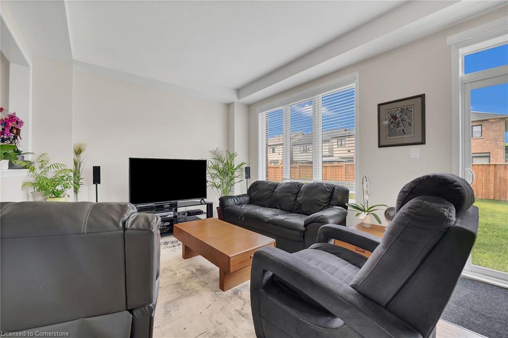 57 Queen Mary Boulevard Property Photo 16
