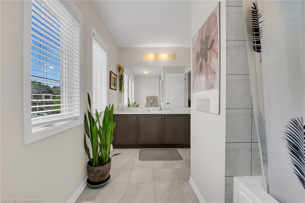 57 Queen Mary Boulevard Property Photo 22