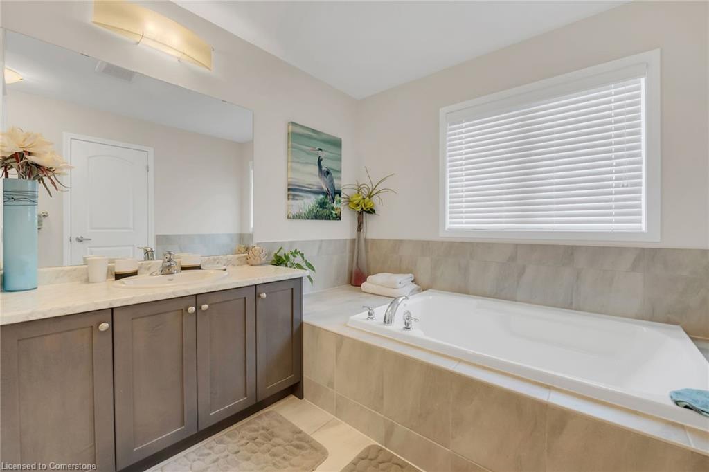 57 Queen Mary Boulevard Property Photo 33
