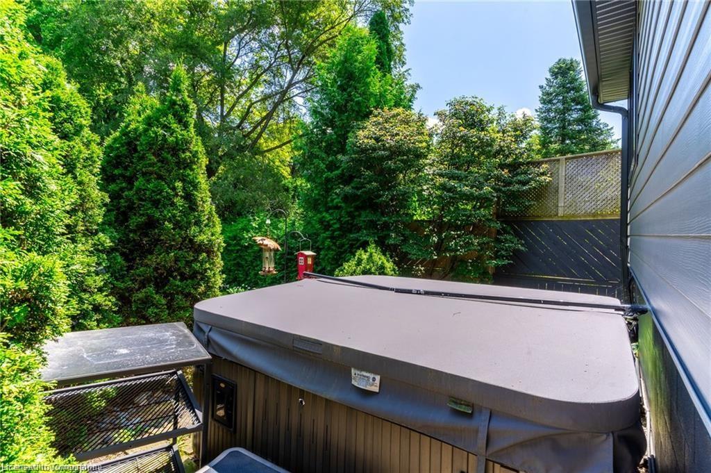 173 Cayuga Avenue Property Photo 32