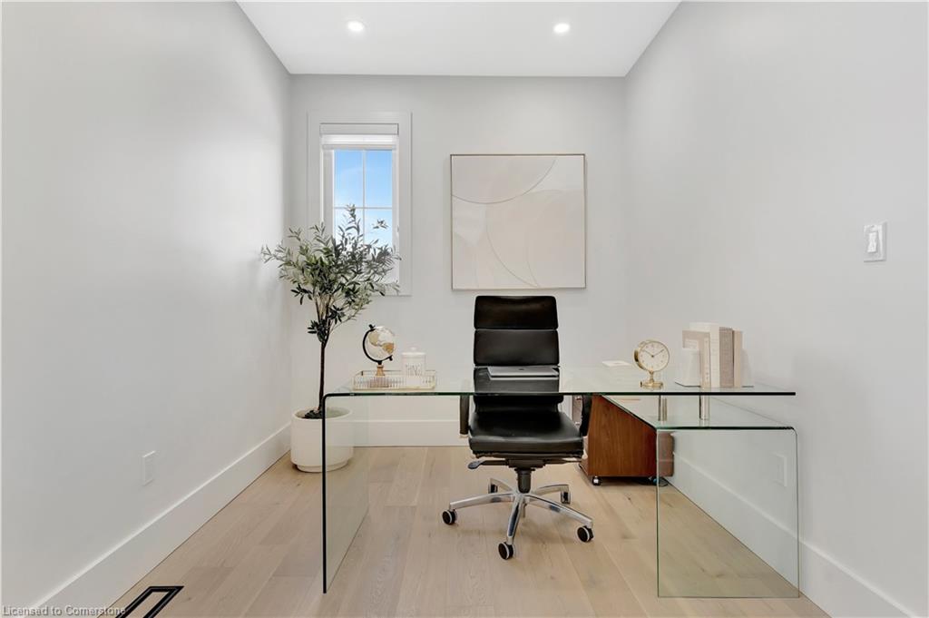 50 Avery Place Property Photo 8