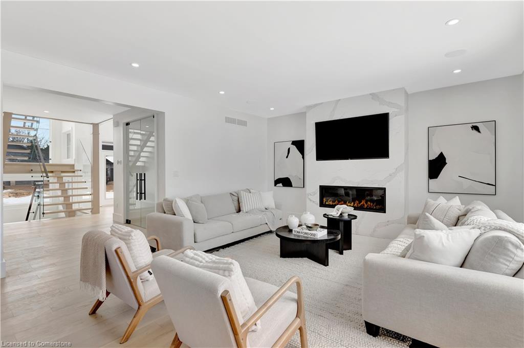 50 Avery Place Property Photo 11