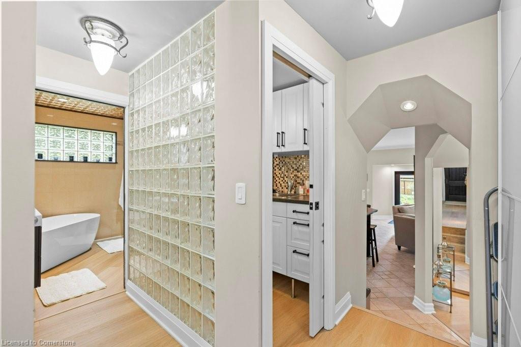61 Lake Avenue N Property Photo 21