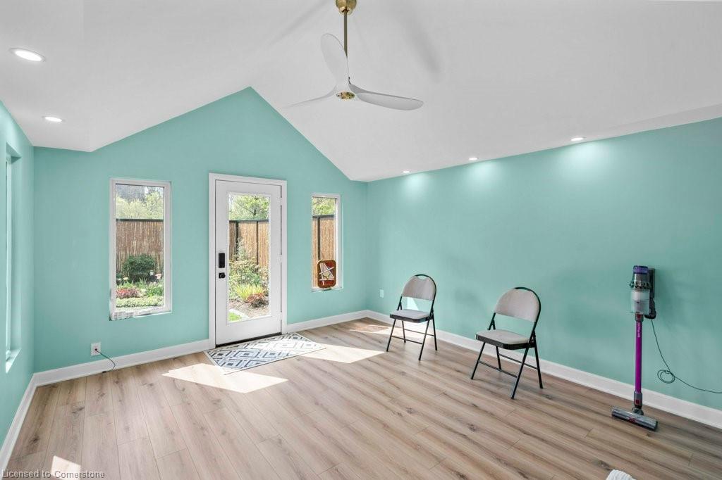 61 Lake Avenue N Property Photo 28