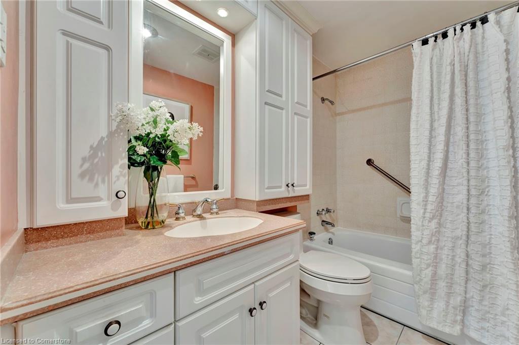 364 Boxbury Drive Property Photo 21