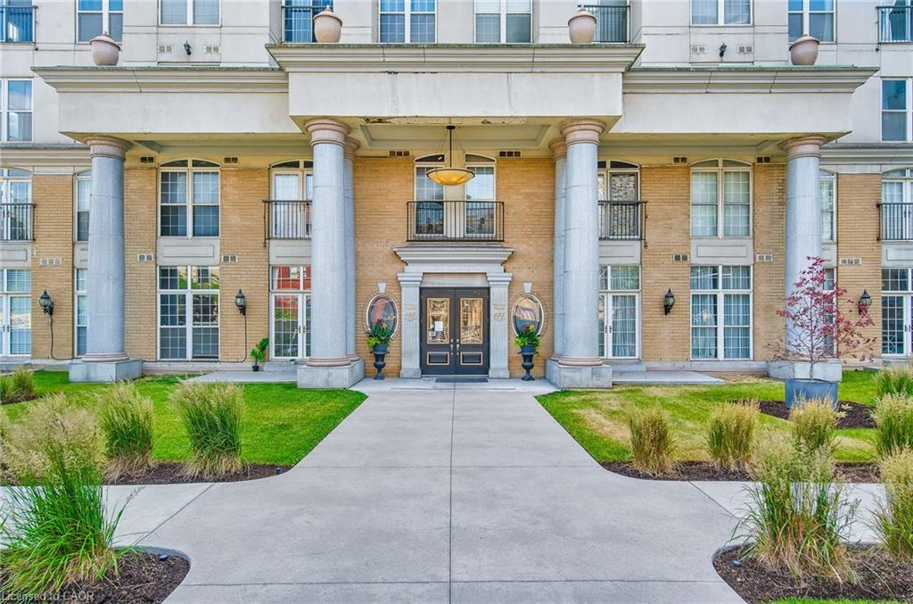 1206-135 James Street S Property Photo 1