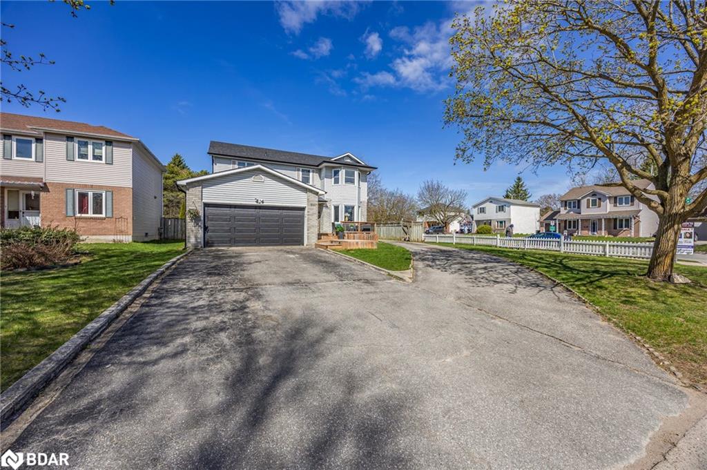 1057 Vance Crescent Property Photo 1