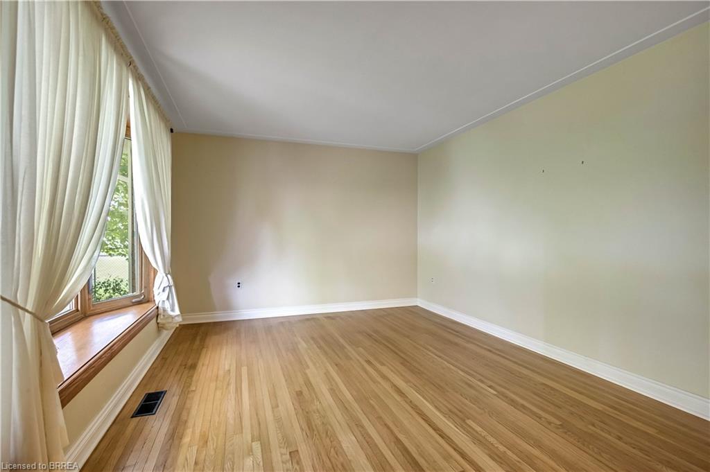 2246 County Line 74 Property Photo 2