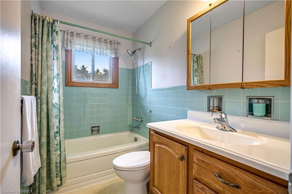 2246 County Line 74 Property Photo 8