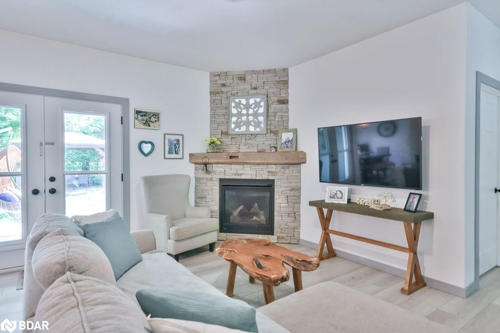 1455 Tiny Beaches Road N Property Photo 10