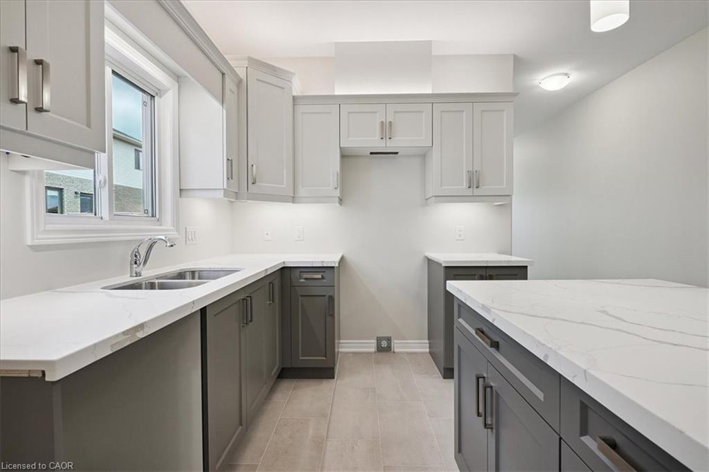 81 Montrose Trail Property Photo 17