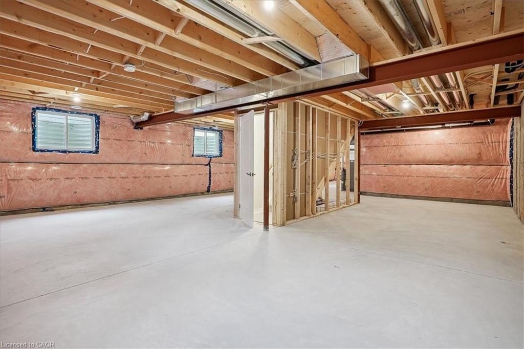 81 Montrose Trail Property Photo 32