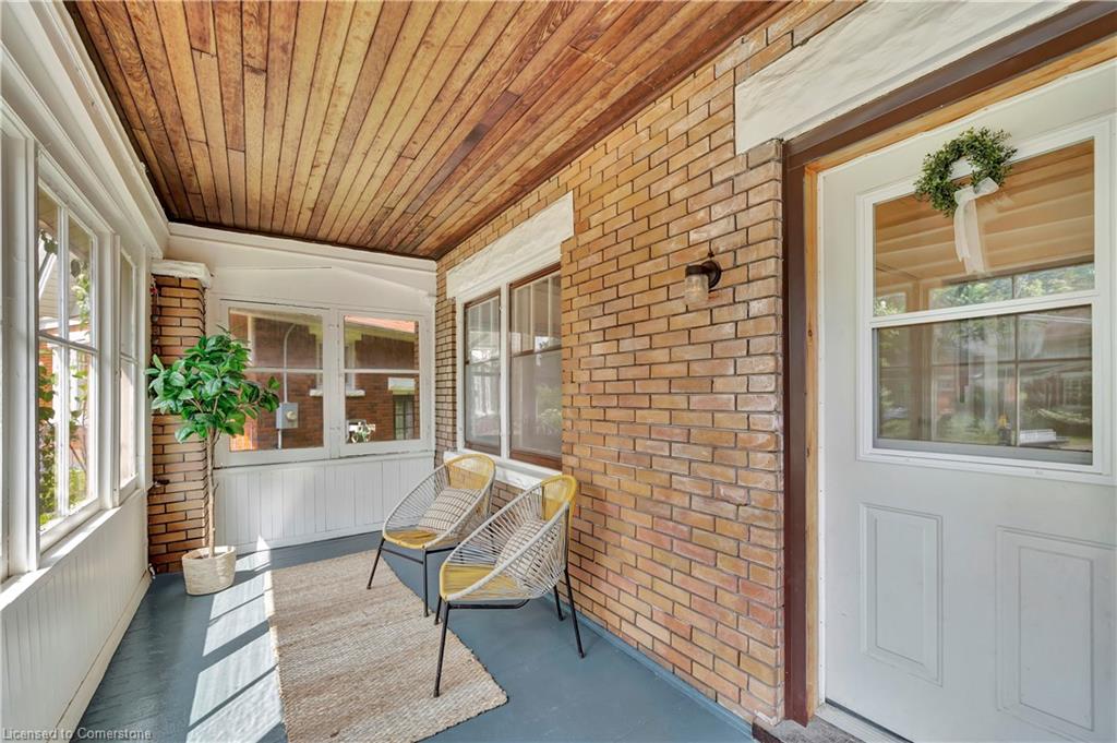96 Fairview Avenue Property Photo 4