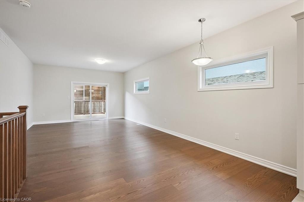 71 Montrose Trail Property Photo 7