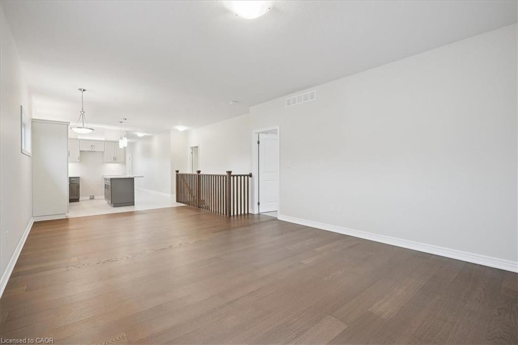 71 Montrose Trail Property Photo 12