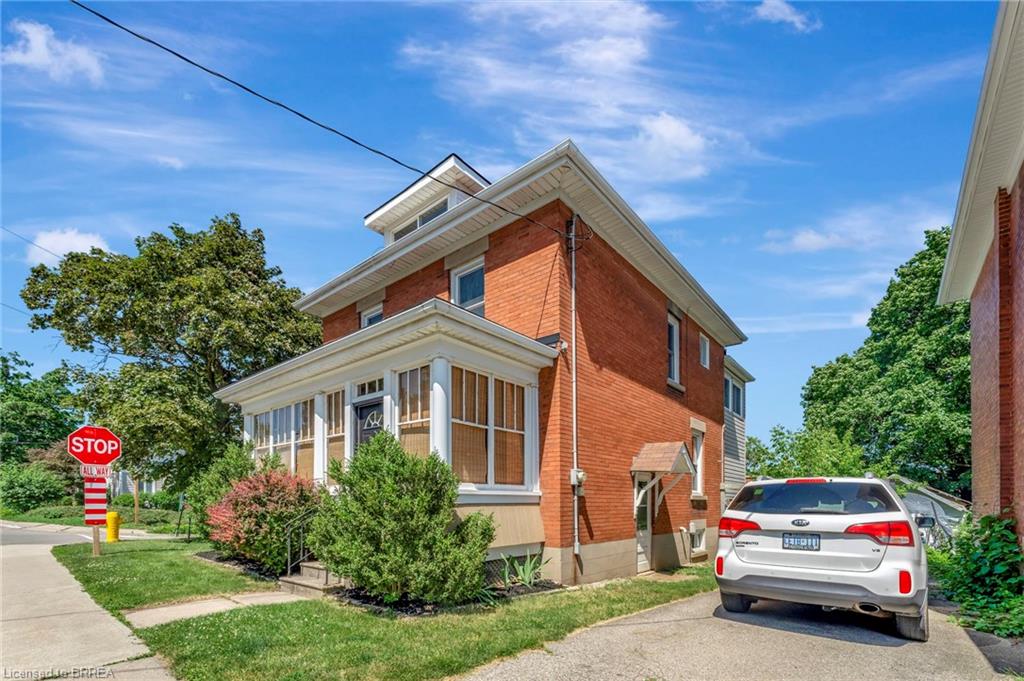93 Glenmorris Street Property Photo 2