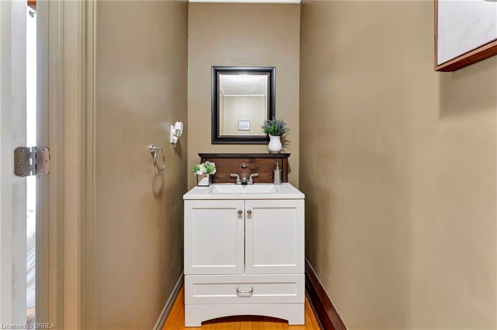 93 Glenmorris Street Property Photo 22