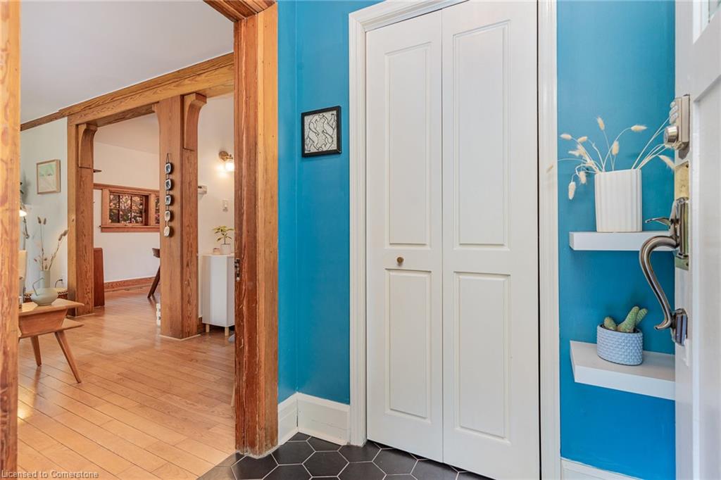 48 Eastbourne Avenue Property Photo 4