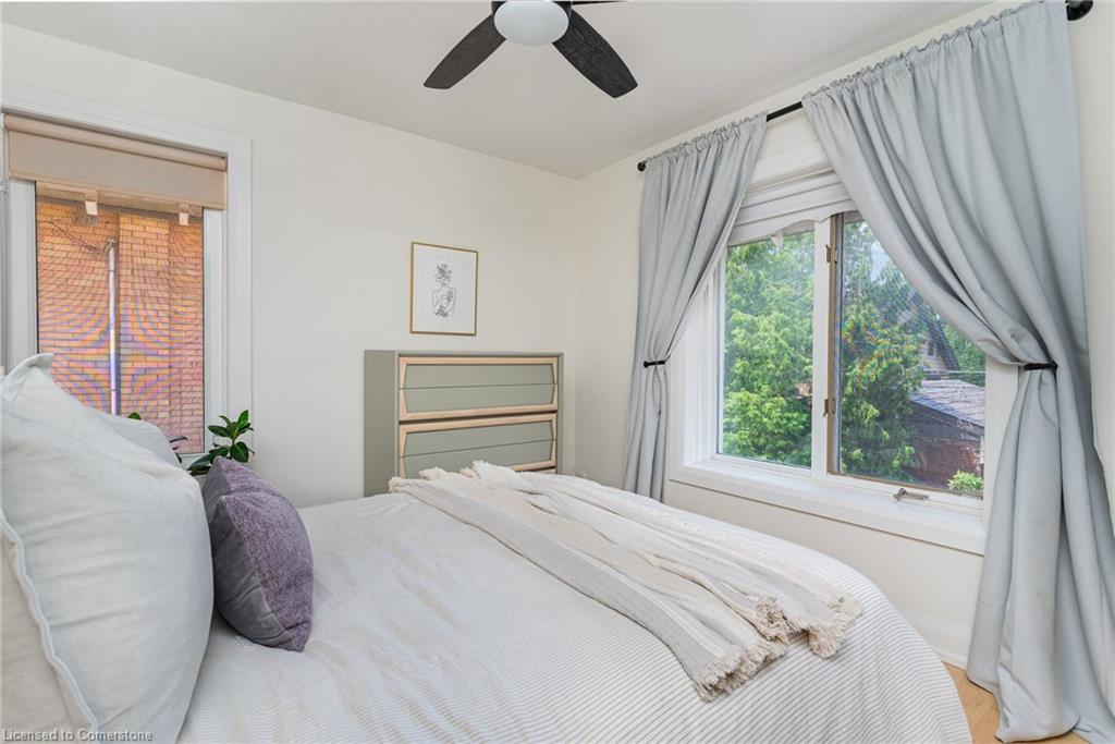 48 Eastbourne Avenue Property Photo 23