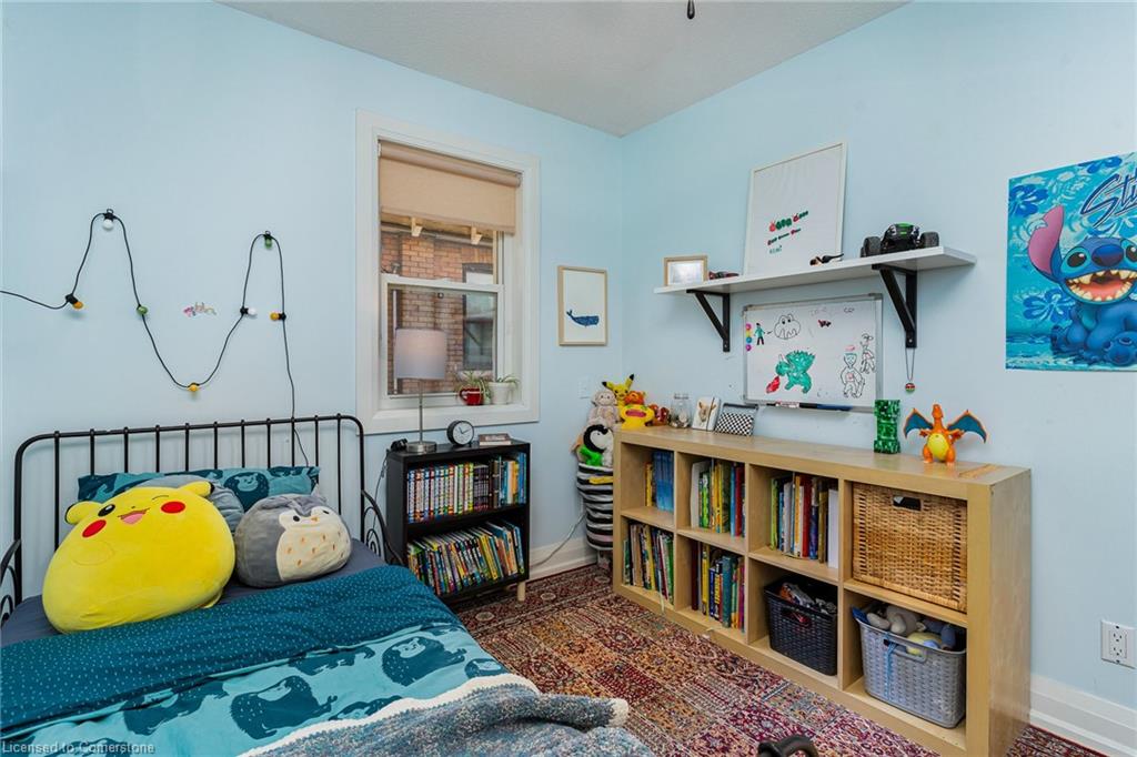 48 Eastbourne Avenue Property Photo 32