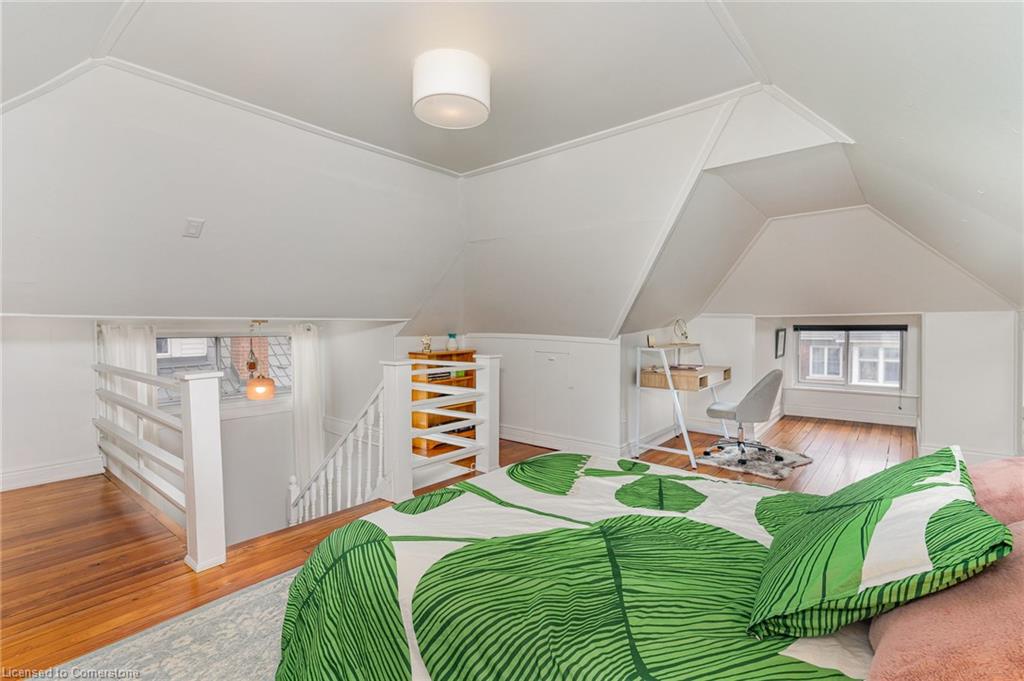48 Eastbourne Avenue Property Photo 37