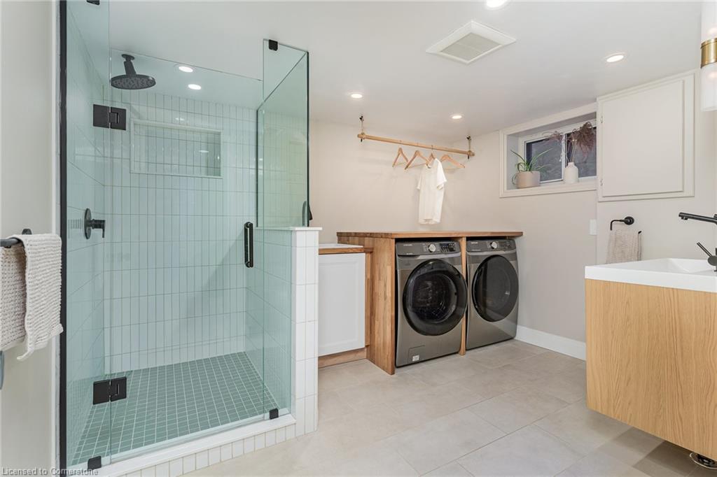 48 Eastbourne Avenue Property Photo 39